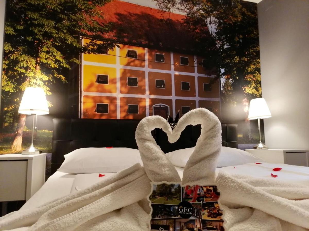 Gec Hotell Zaprešić Exteriör bild