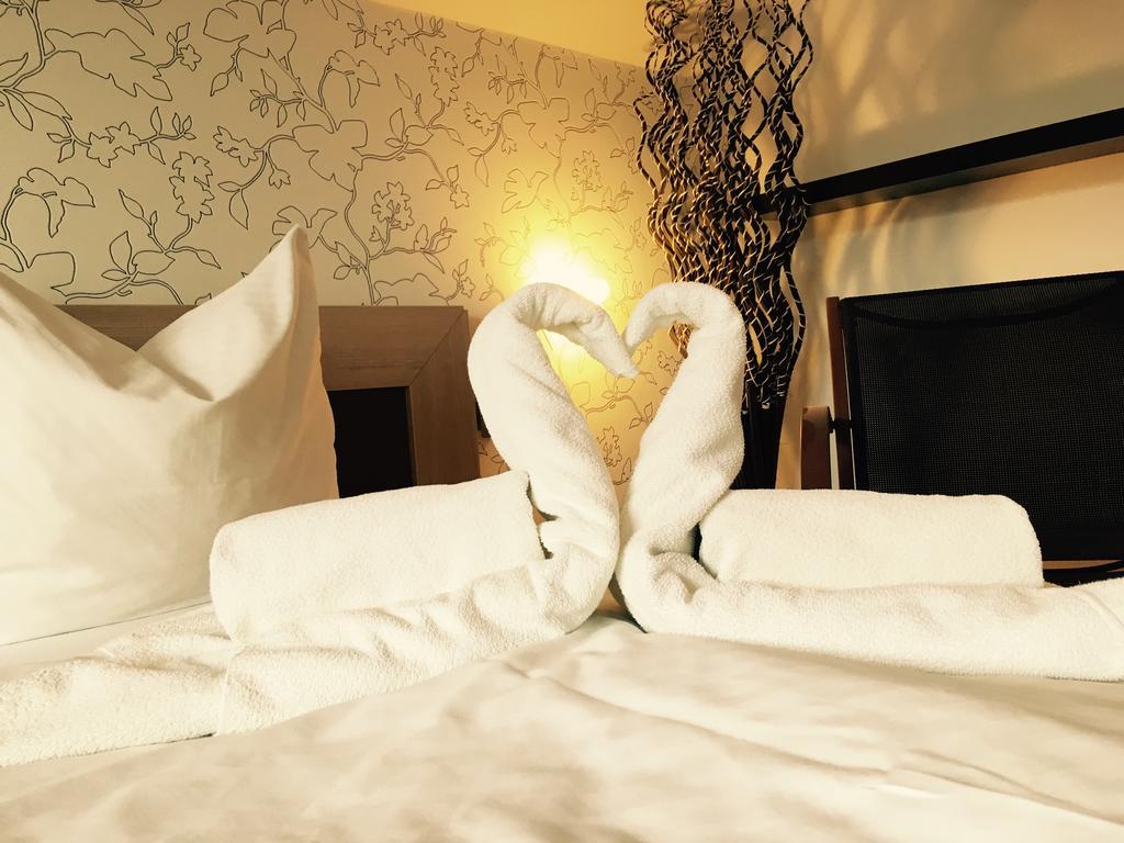 Gec Hotell Zaprešić Exteriör bild
